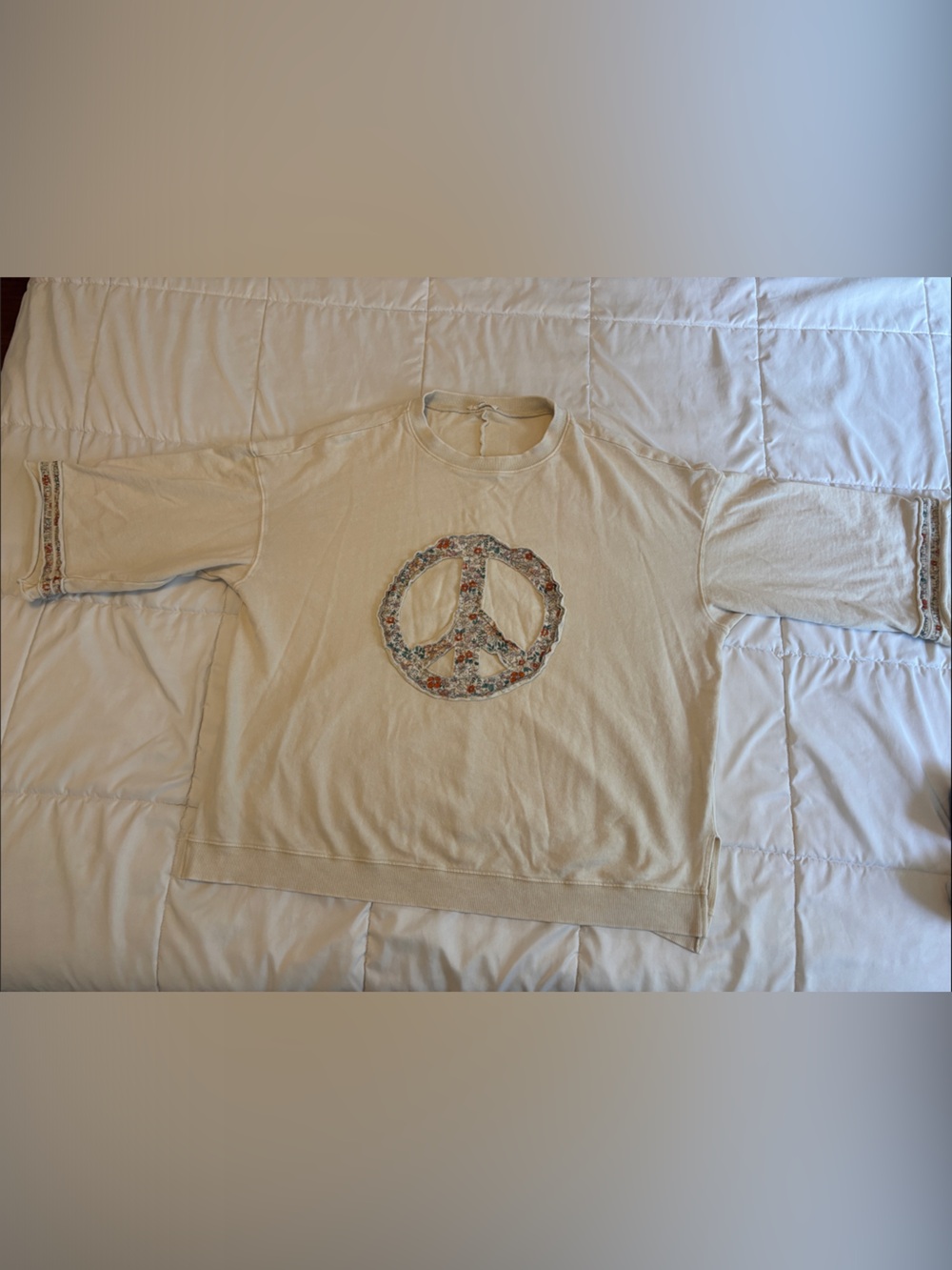 Easel Floral Peace Short Sleeve